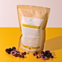 Чёрная смородина в сыроедном шоколаде из черной смородины и шикши, 300 гр.